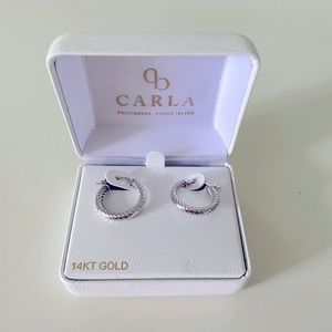 *Never Worn* 14KT White Gold Hoop Earrings